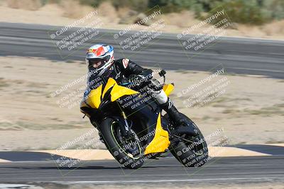 media/Nov-16-2025-Race Pace (Sun) [[8c5fa54630]]/Non Verified Riders (1st 20 Minutes)/2-Turn 10 (1010am)/